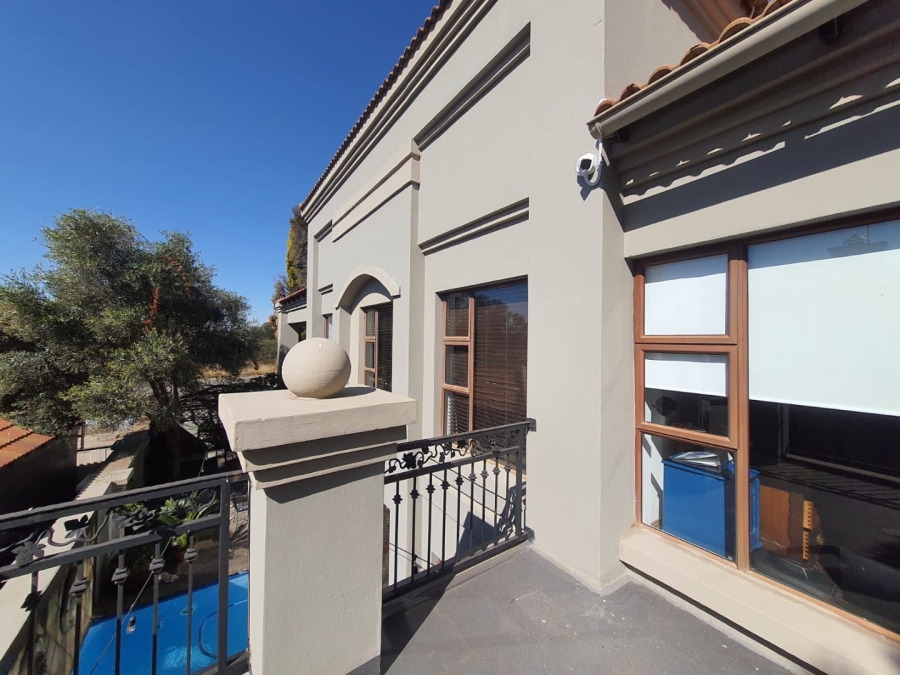 5 Bedroom Property for Sale in Vaalpark Free State